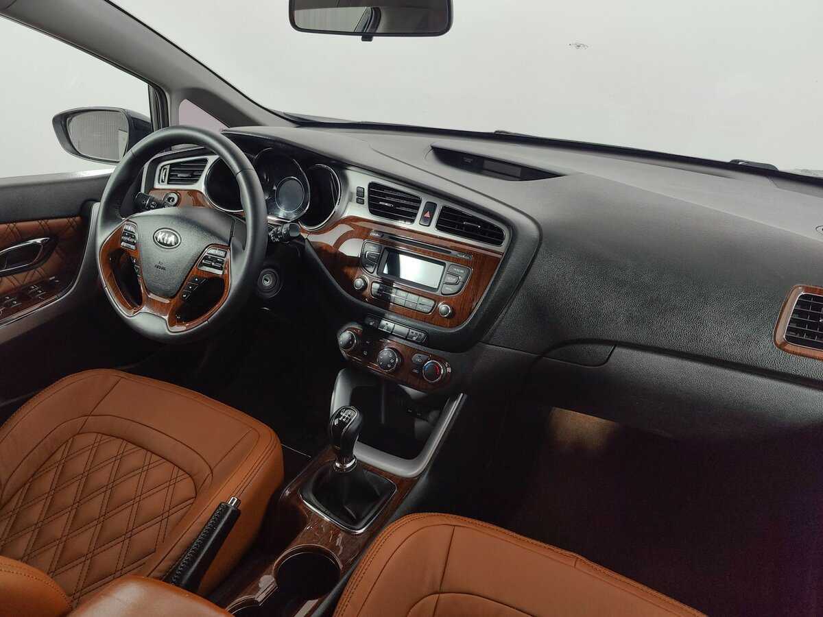Kia Ceed б/у, 2014, Механическая. Фото: #9