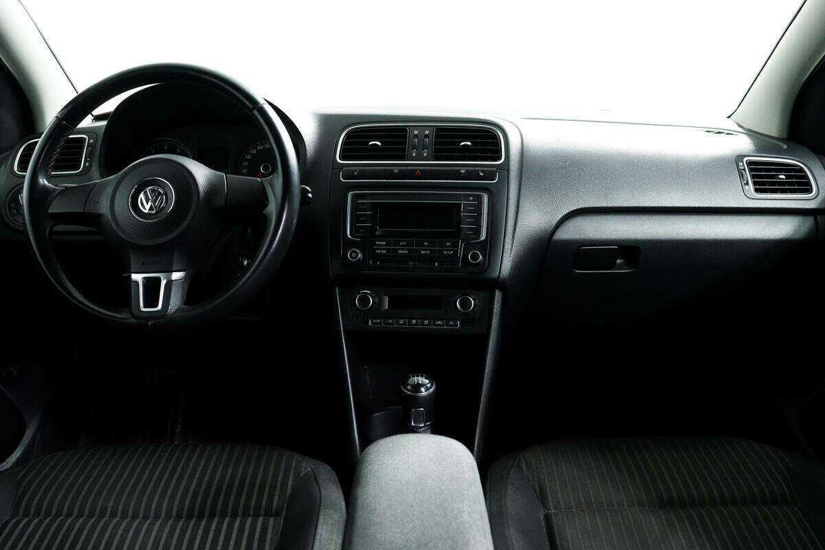 Volkswagen Polo б/у, 2012, Механическая. Фото: #10