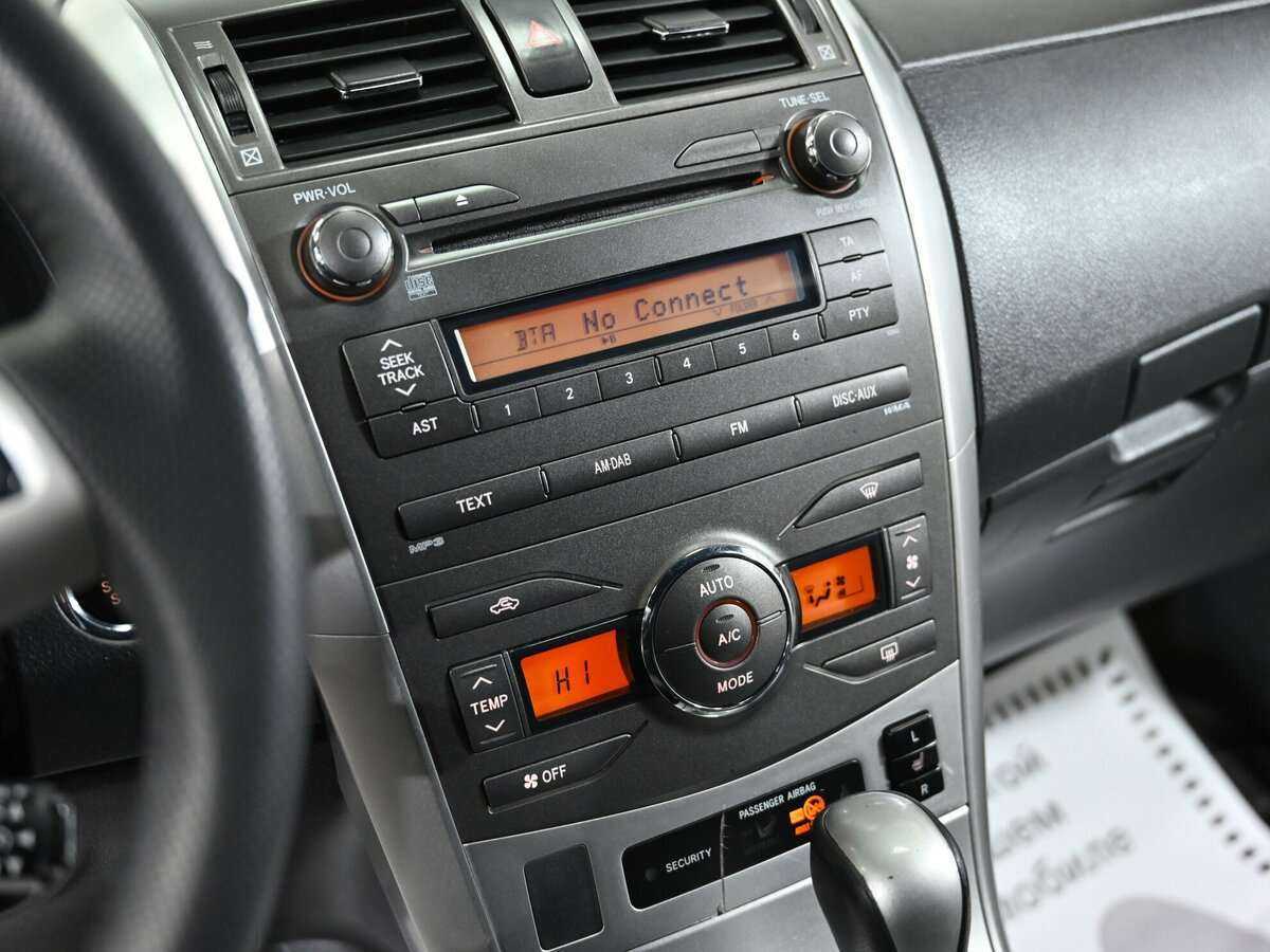 Toyota Corolla б/у, 2013, Автоматическая. Фото: #8