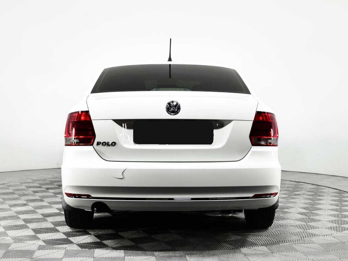 Volkswagen Polo б/у, 2015, Автоматическая. Фото: #3