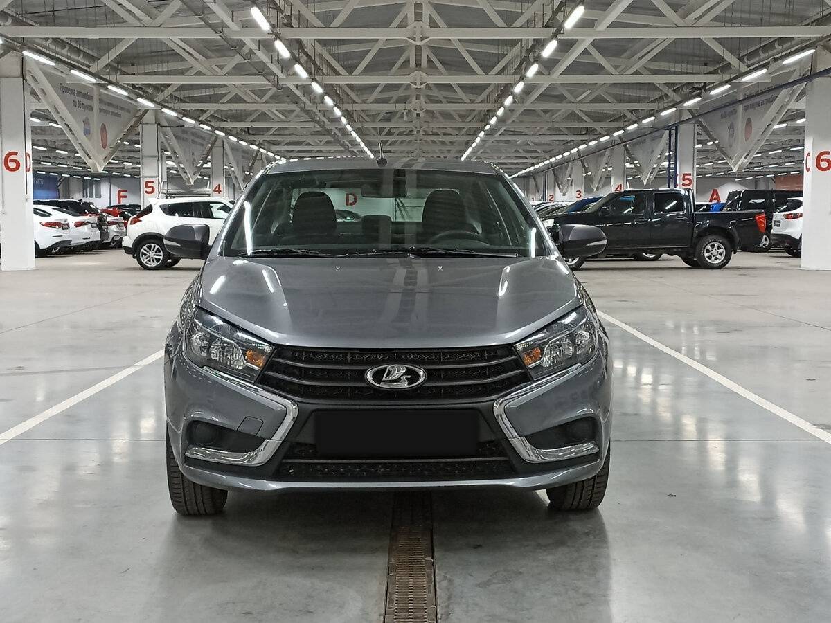 Lada (ВАЗ) Vesta б/у, 2016, Механическая. Фото: #1