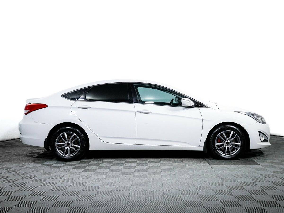 Hyundai i40 б/у, 2013, Автоматическая. Фото: #3