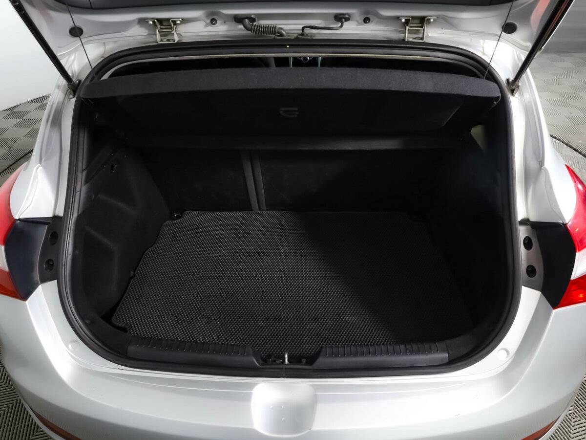 Hyundai i30 б/у, 2013, Механическая. Фото: #21