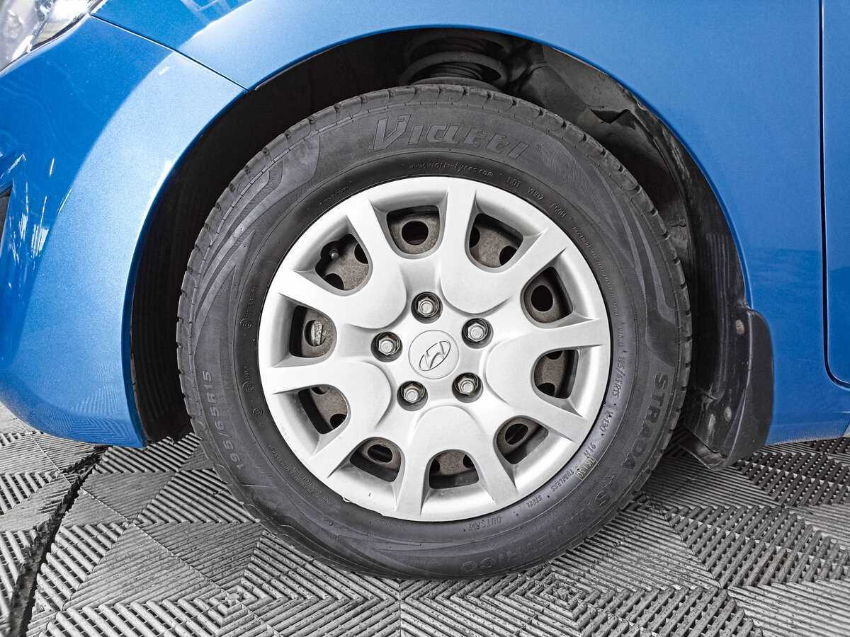 Hyundai i30 б/у, 2013, Автоматическая. Фото: #17