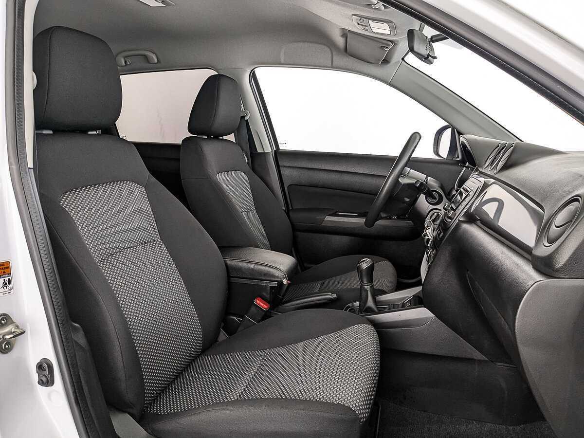 Suzuki Vitara б/у, 2019, Механическая. Фото: #23