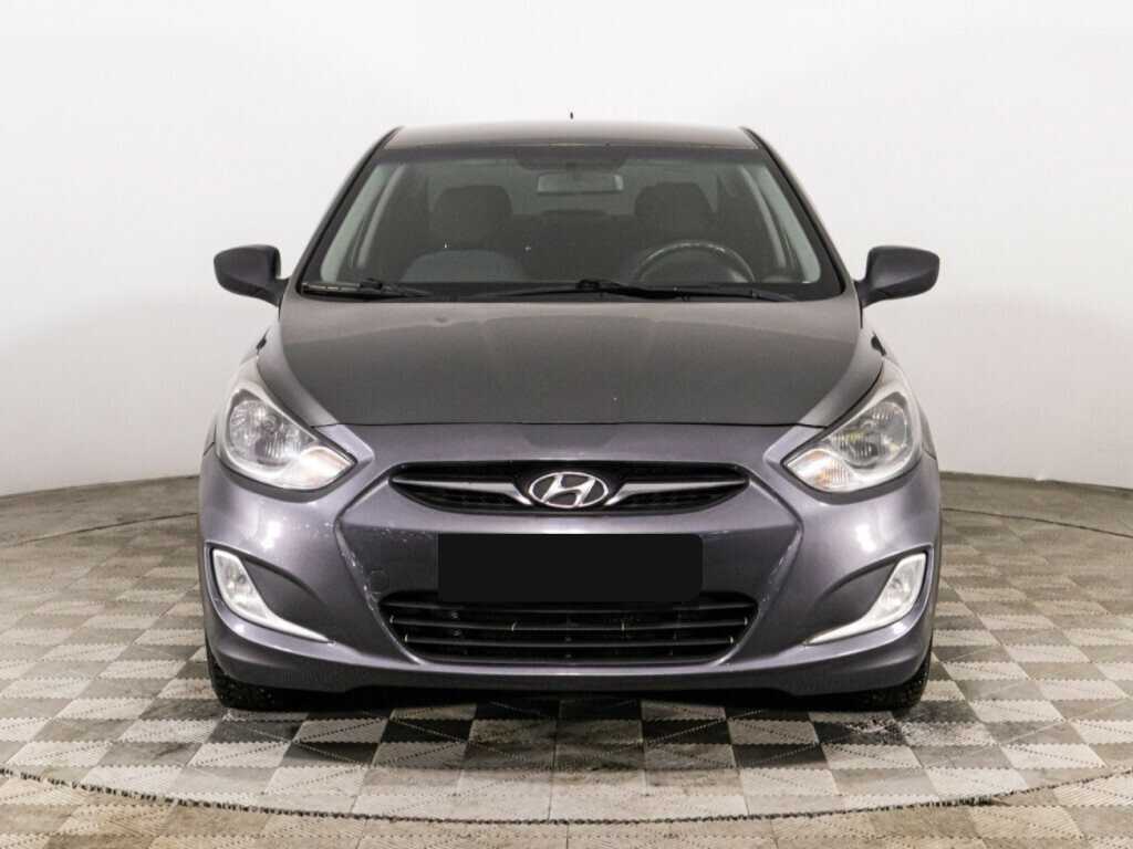 Hyundai Solaris б/у, 2013, Автоматическая. Фото: #1