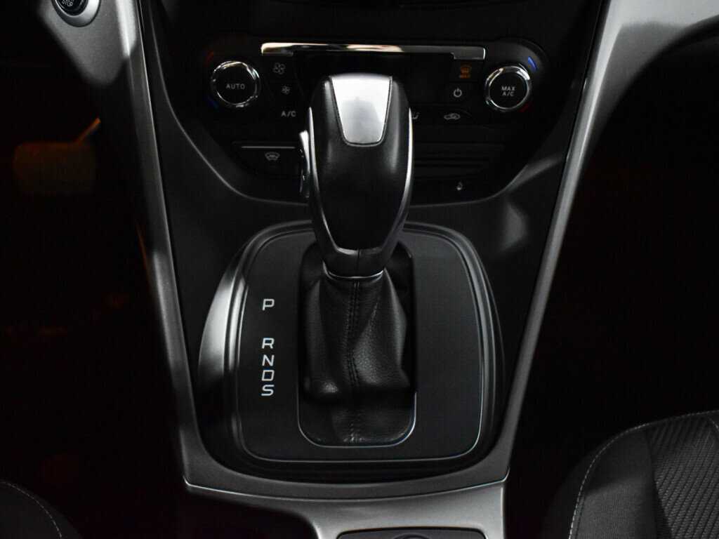 Ford Kuga б/у, 2015, Автоматическая. Фото: #10