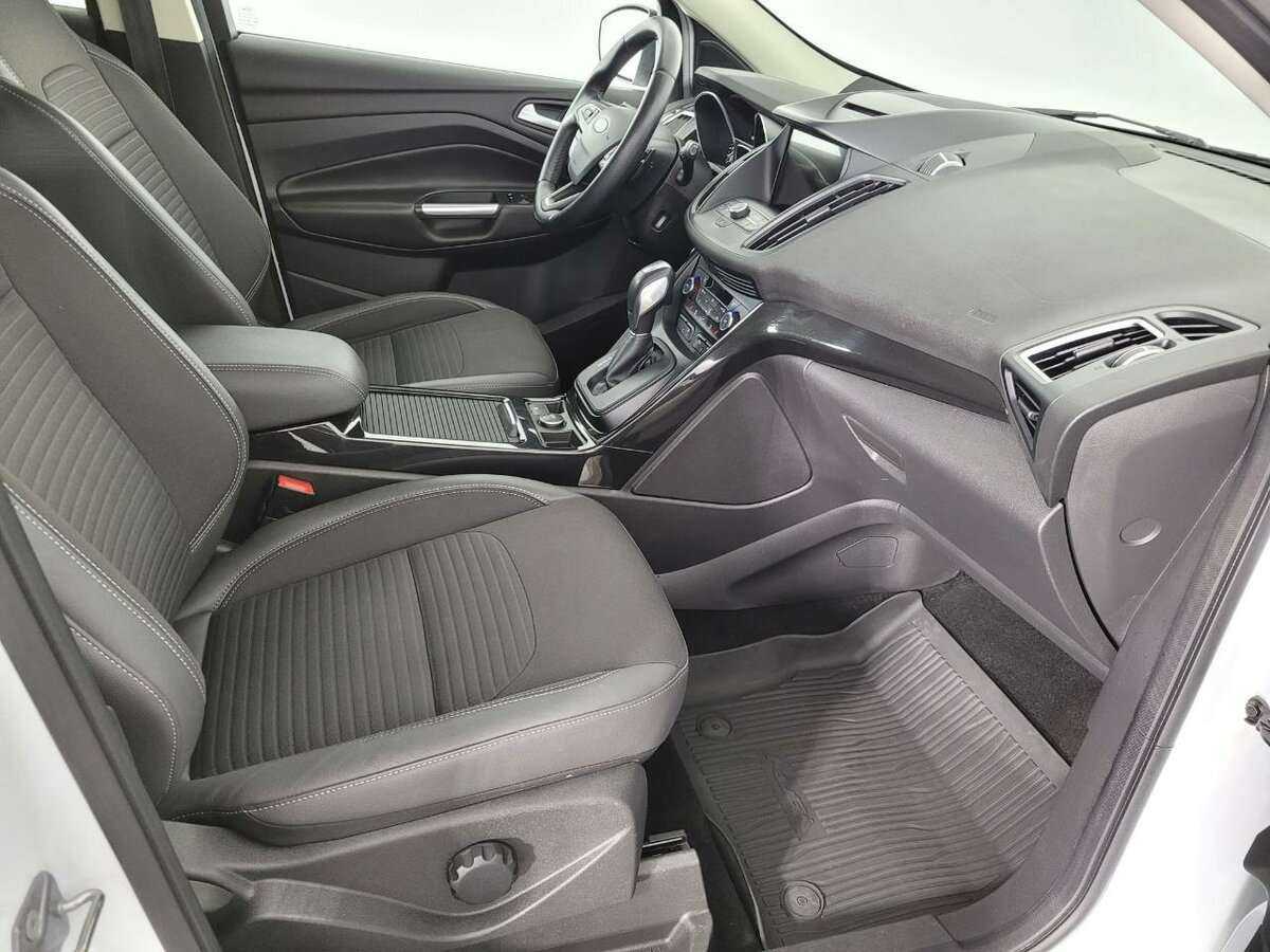 Ford Kuga б/у, 2018, Автоматическая. Фото: #13