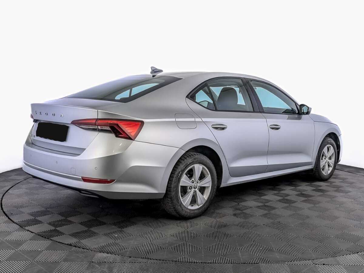 Skoda Octavia б/у, 2021, Автоматическая. Фото: #4