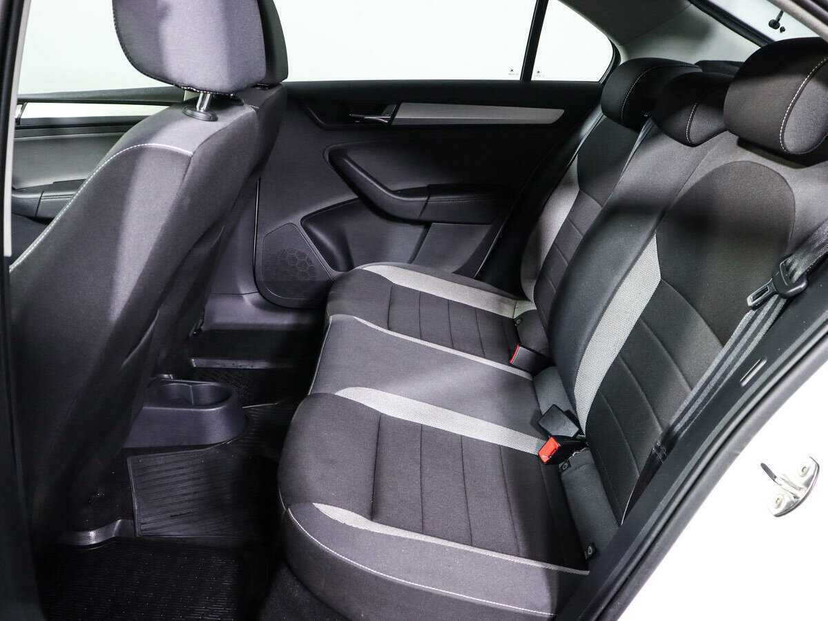 Skoda Rapid б/у, 2019, Механическая. Фото: #9