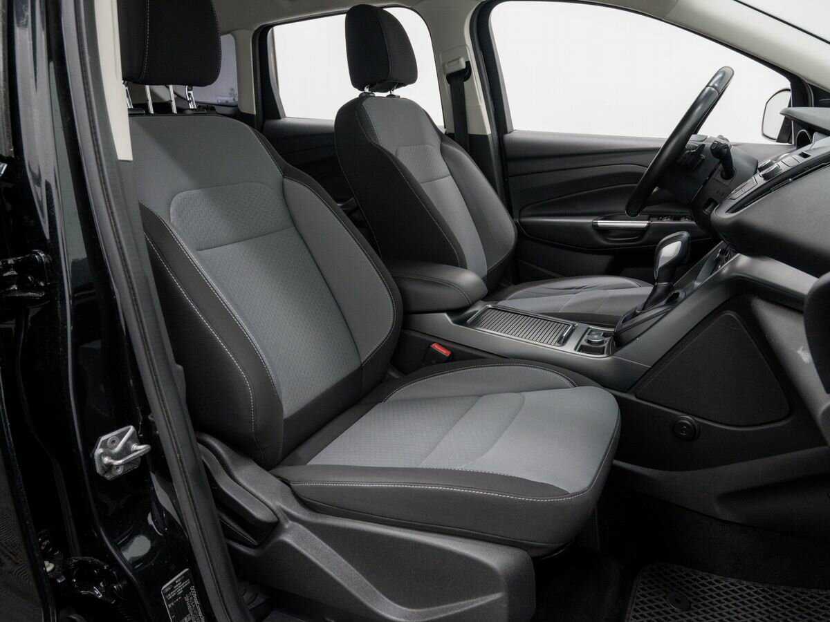 Ford Kuga б/у, 2016, Автоматическая. Фото: #8