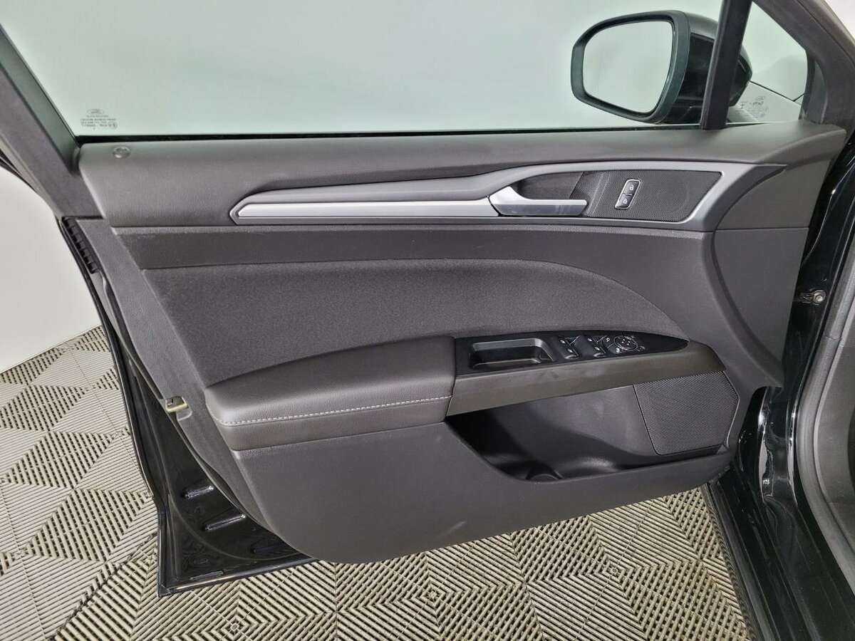 Ford Mondeo б/у, 2016, Механическая. Фото: #7