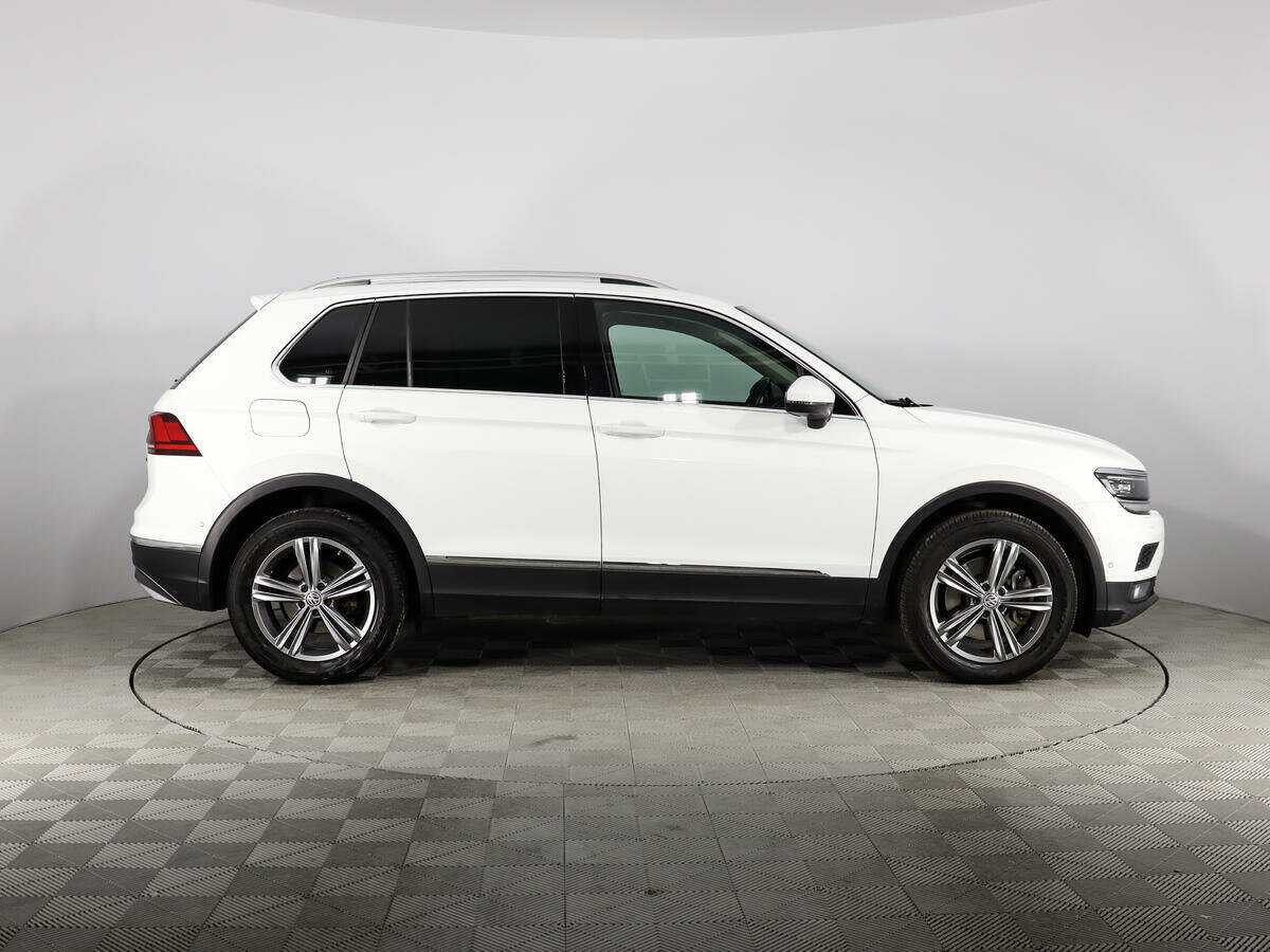 Volkswagen Tiguan б/у, 2018, Роботизированная. Фото: #3