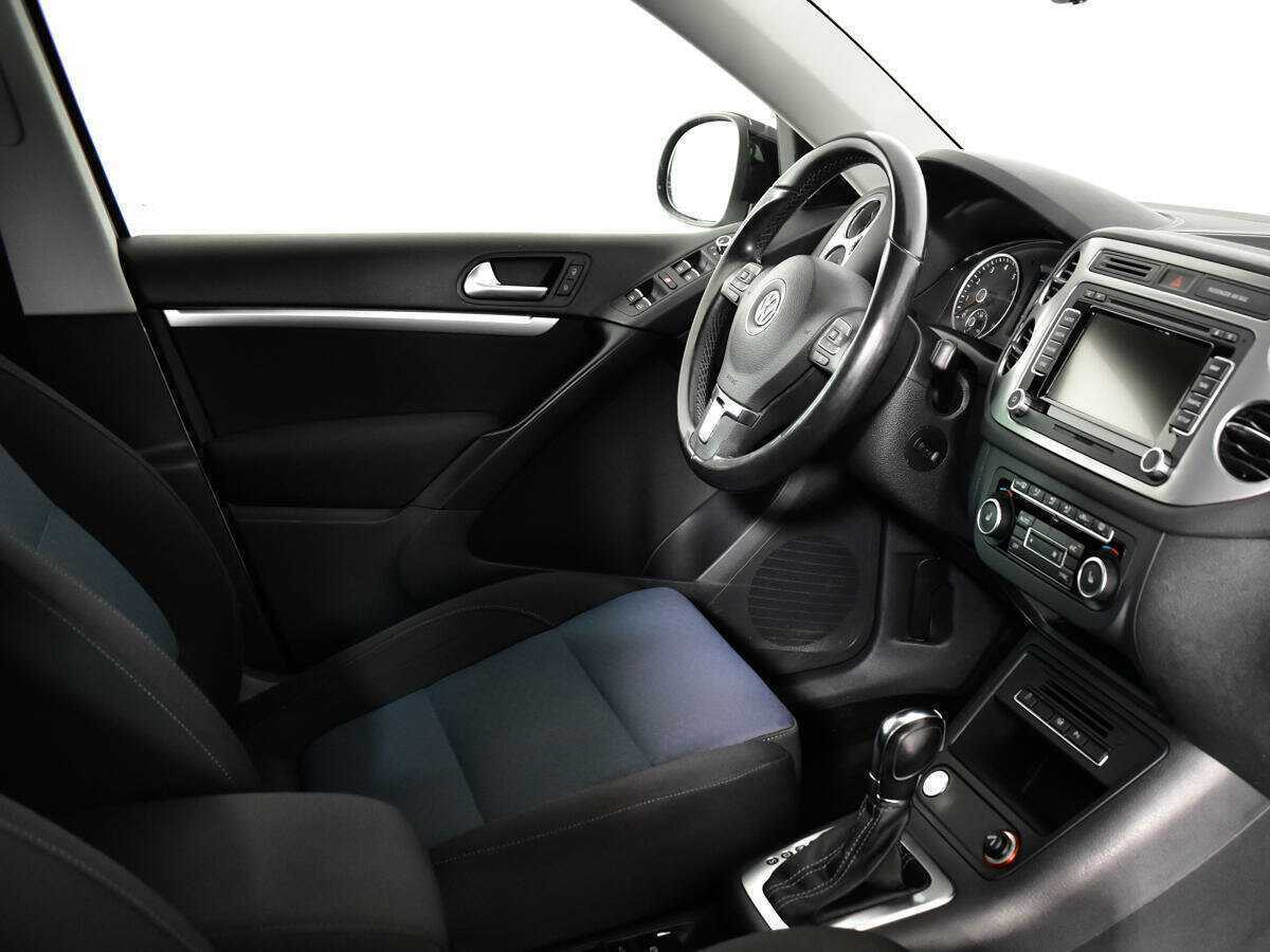 Volkswagen Tiguan б/у, 2013, Автоматическая. Фото: #8