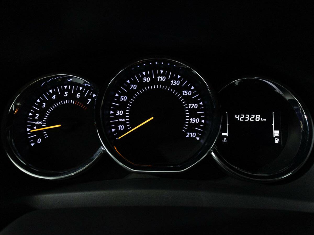 Renault Sandero б/у, 2022, Механическая. Фото: #11