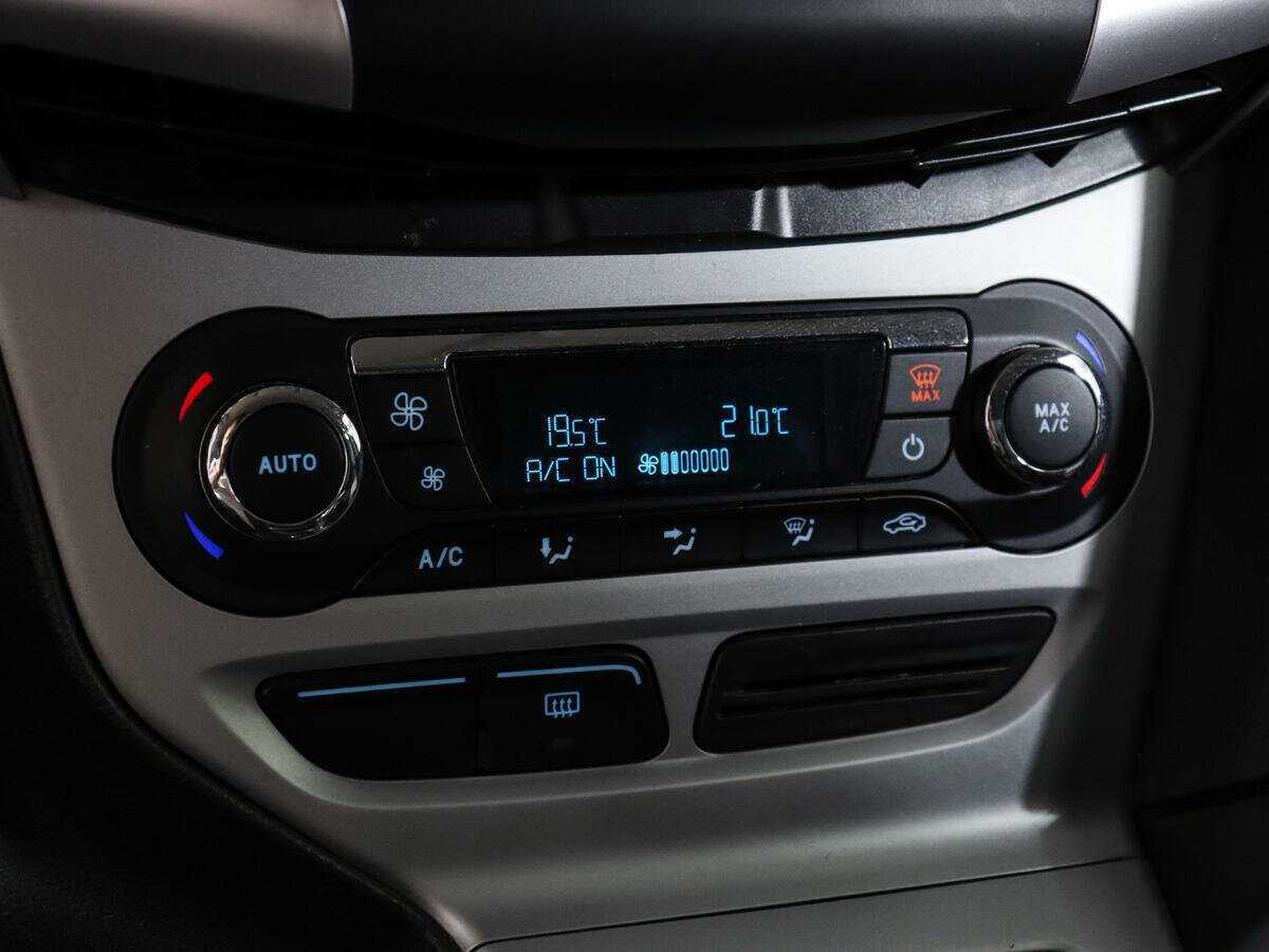 Ford Focus б/у, 2013, Роботизированная. Фото: #15