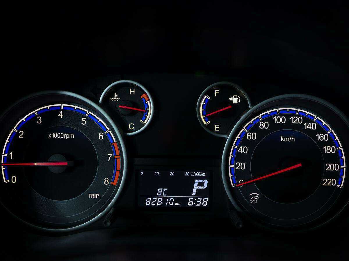 Suzuki SX4 б/у, 2013, Автоматическая. Фото: #8