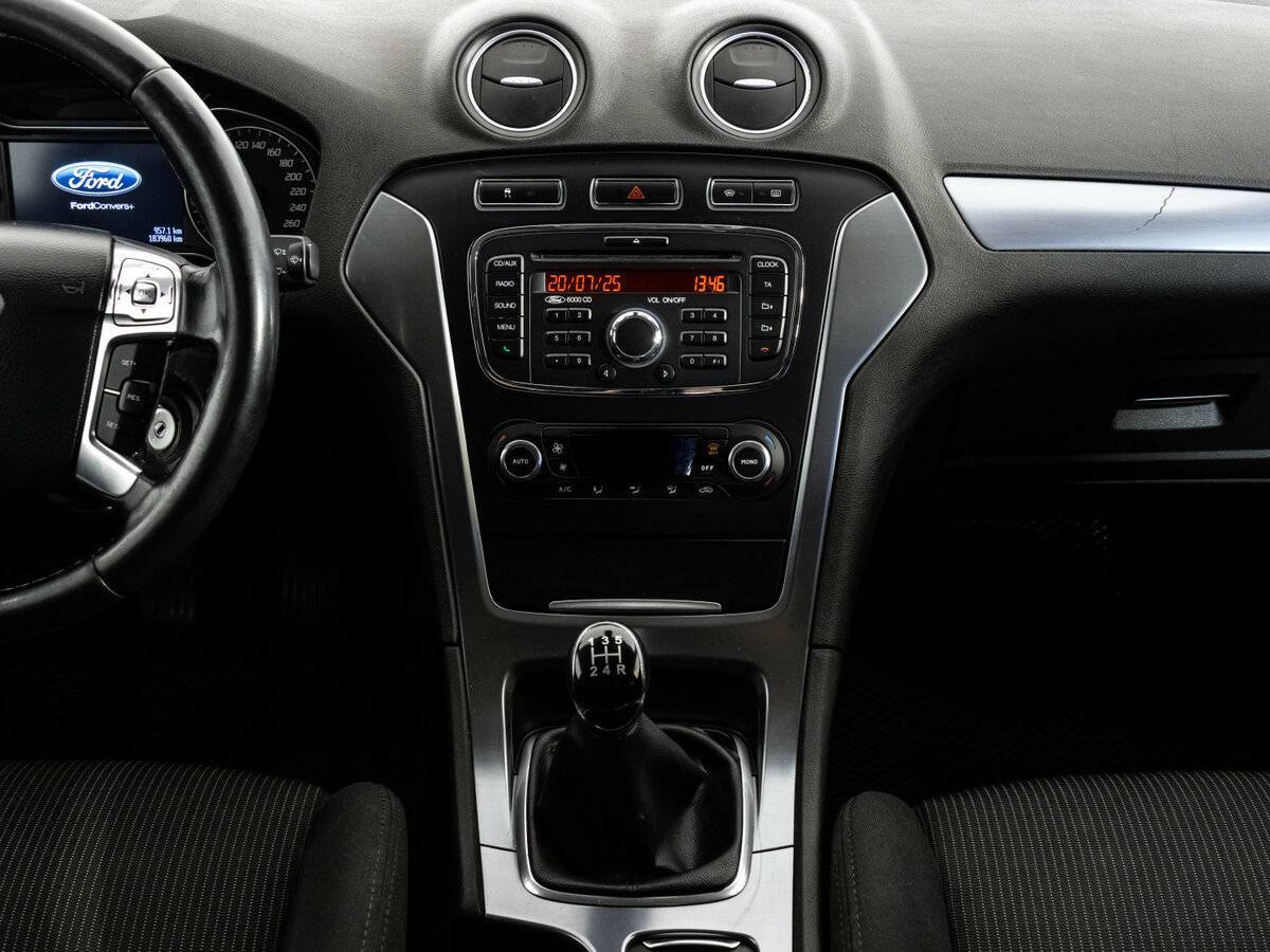 Ford Mondeo б/у, 2012, Механическая. Фото: #12