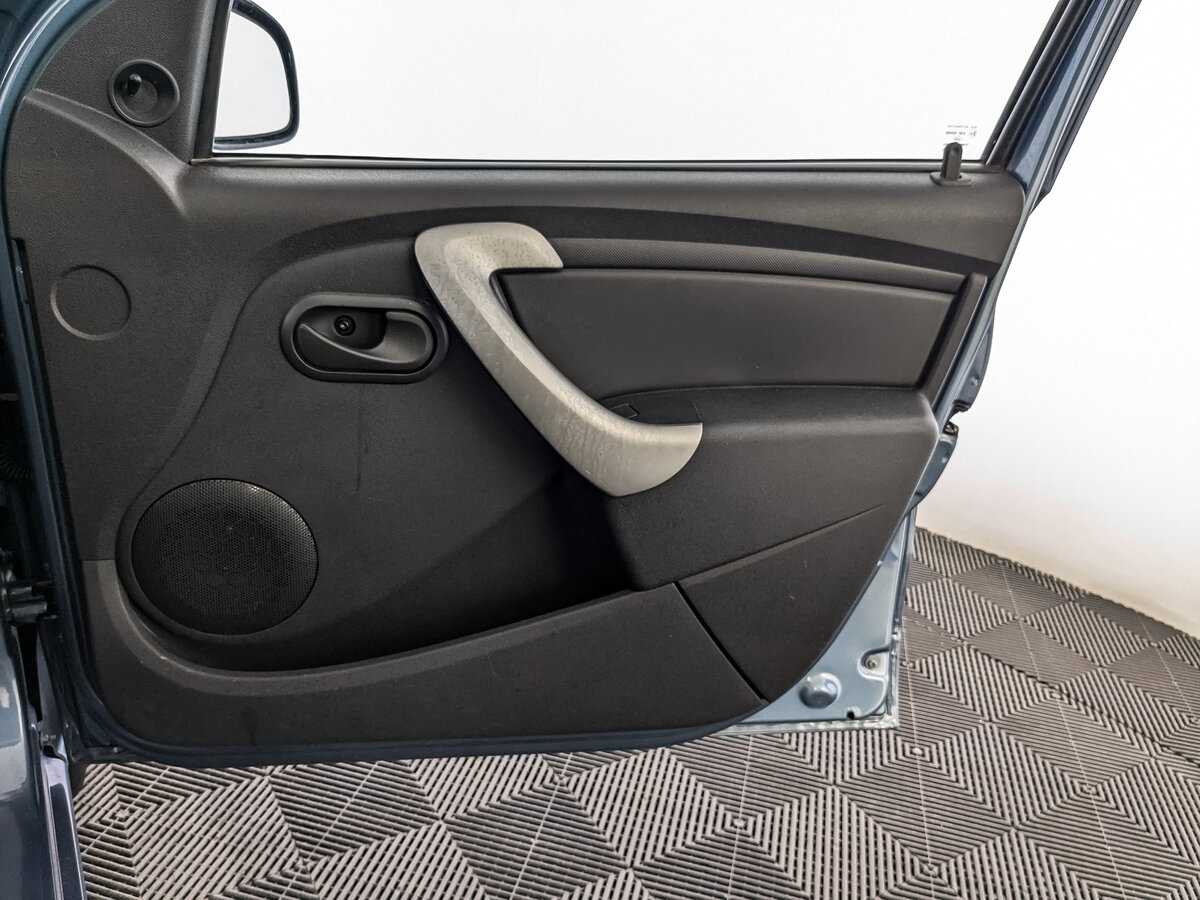 Renault Sandero б/у, 2012, Механическая. Фото: #20