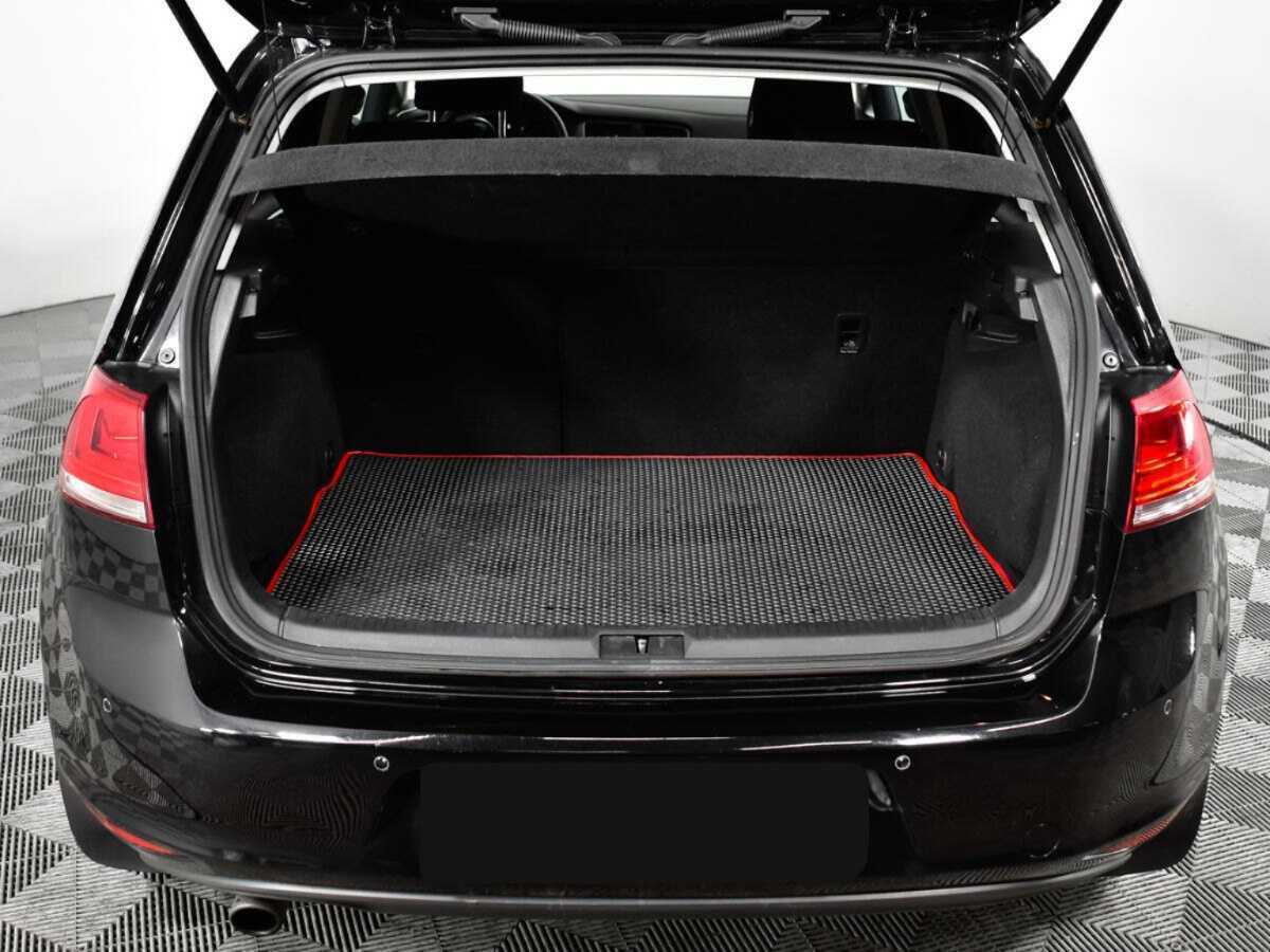 Volkswagen Golf б/у, 2013, Механическая. Фото: #14