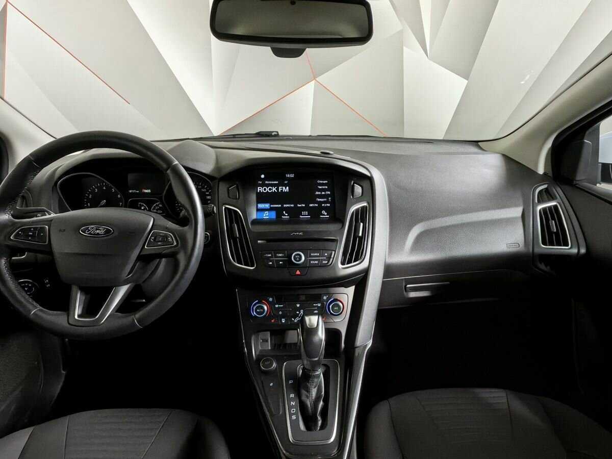 Ford Focus б/у, 2017, Автоматическая. Фото: #9