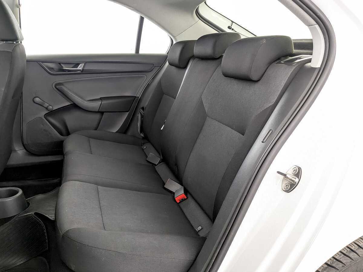 Skoda Rapid б/у, 2017, Механическая. Фото: #11