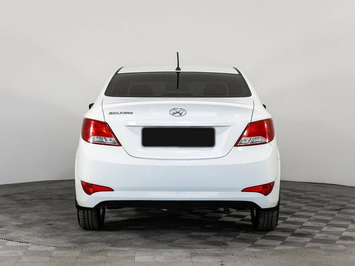 Hyundai Solaris б/у, 2016, Механическая. Фото: #4