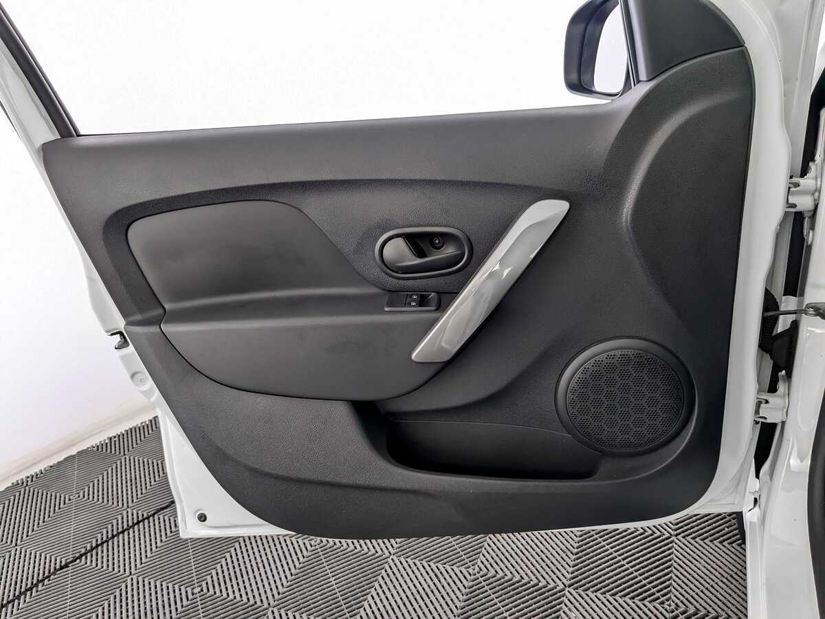 Renault Logan б/у, 2021, Автоматическая. Фото: #14