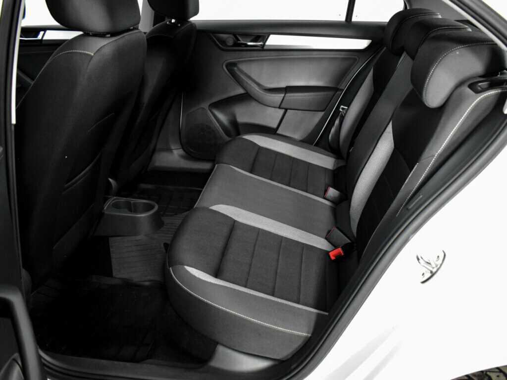 Skoda Rapid б/у, 2018, Автоматическая. Фото: #9