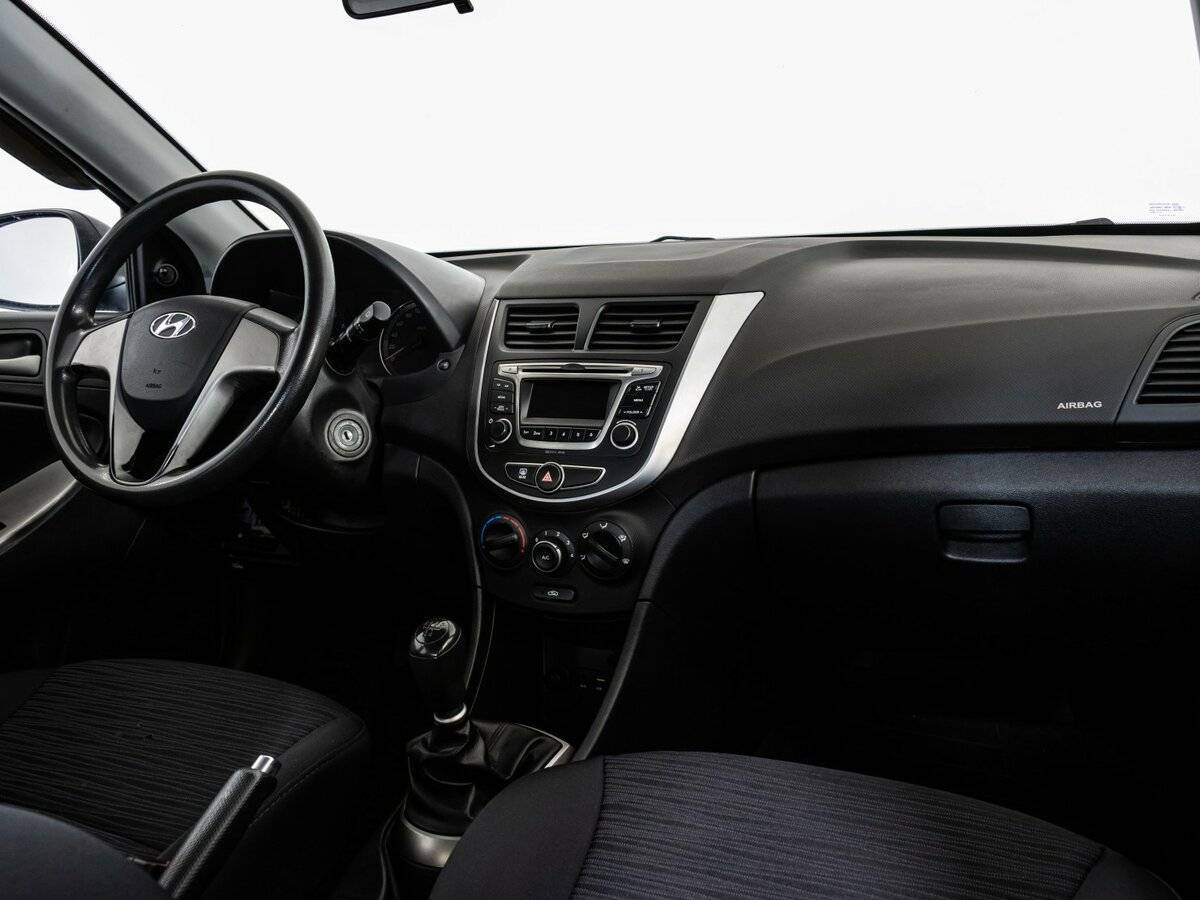 Hyundai Solaris б/у, 2016, Механическая. Фото: #6