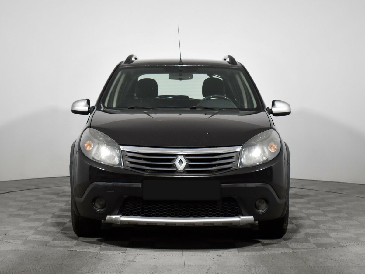 Renault Sandero б/у, 2012, Механическая. Фото: #1
