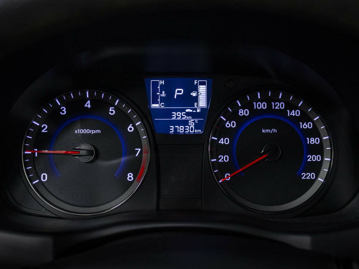 Hyundai Solaris б/у, 2015, Автоматическая. Фото: #9