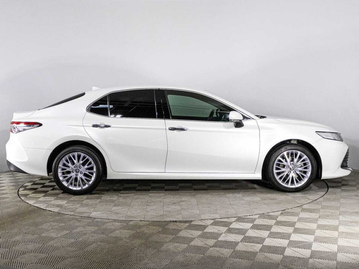Toyota Camry б/у, 2020, Автоматическая. Фото: #3