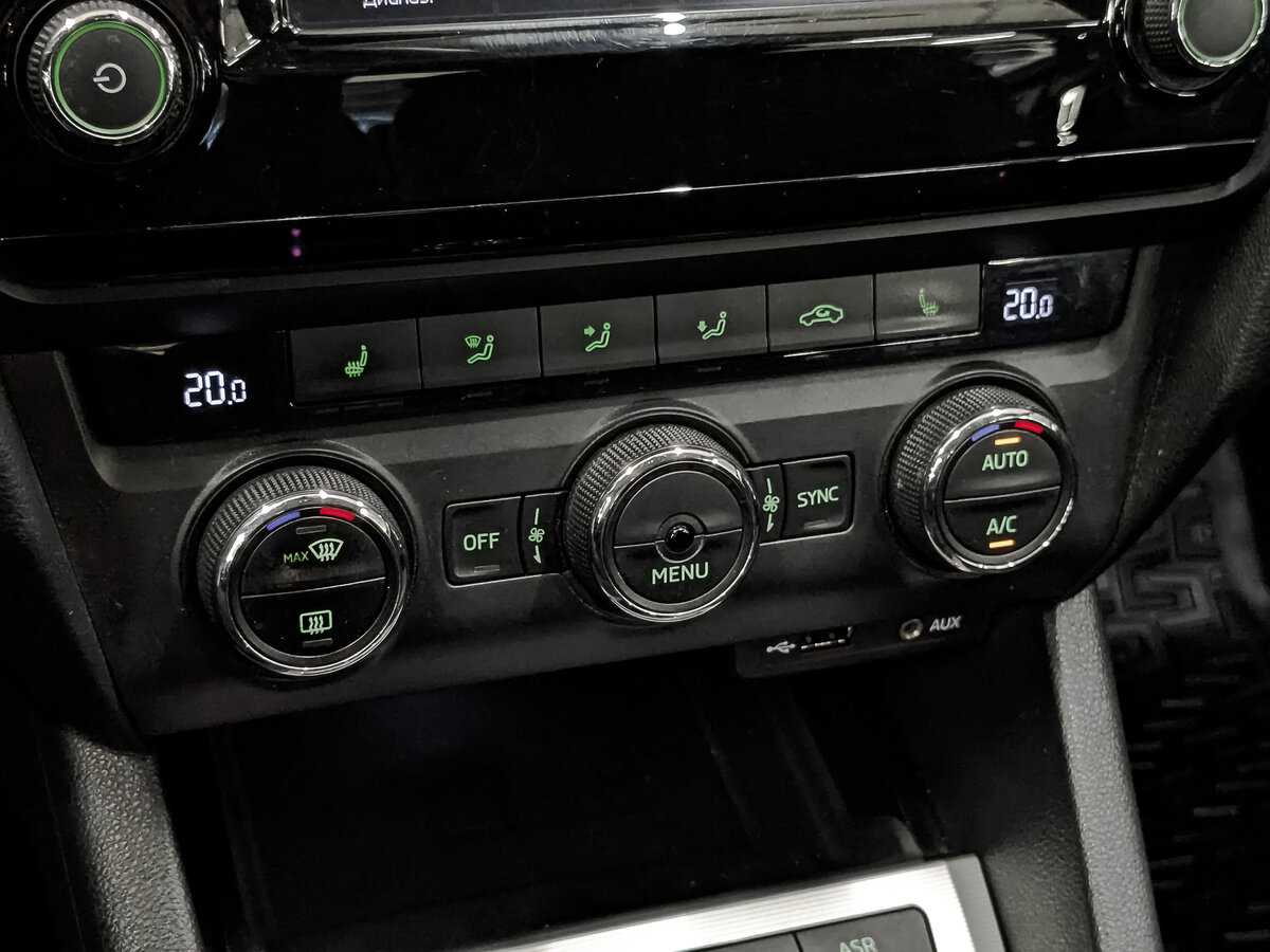 Skoda Octavia б/у, 2015, Механическая. Фото: #19