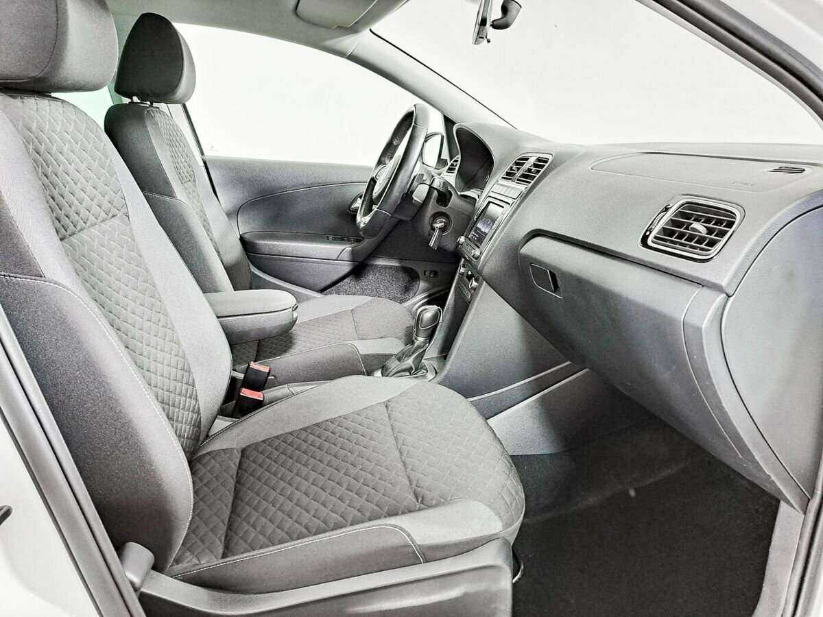 Volkswagen Polo б/у, 2018, Роботизированная. Фото: #6