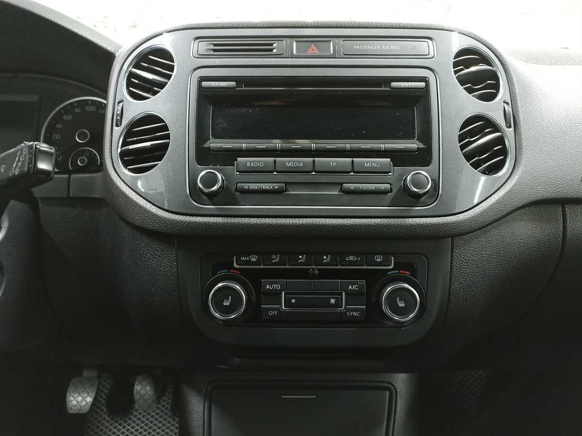 Volkswagen Tiguan б/у, 2012, Механическая. Фото: #14