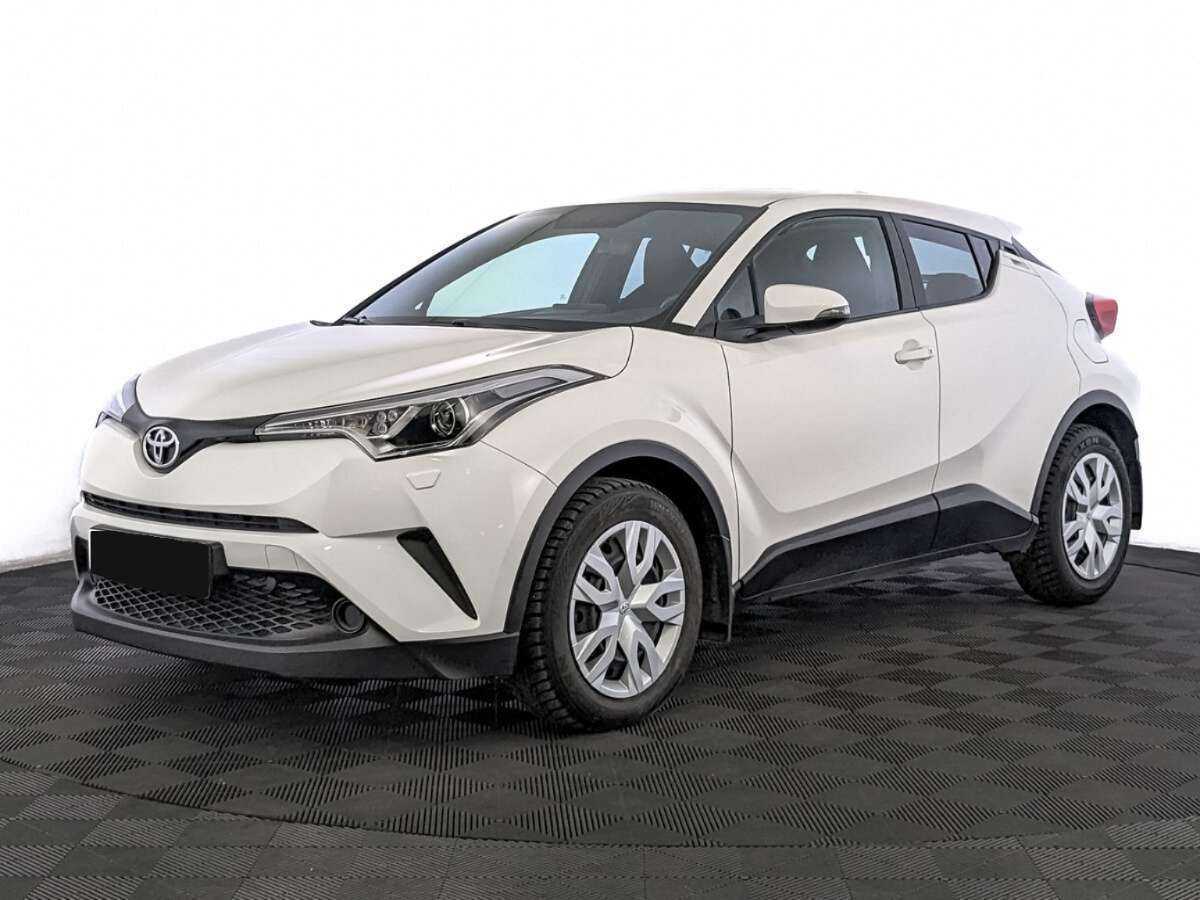 Toyota C-HR б/у, 2019, Механическая. Посмотреть фото