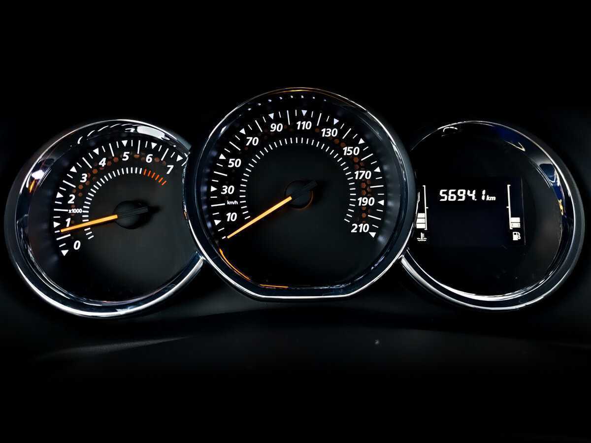 Renault Sandero б/у, 2021, Механическая. Фото: #12