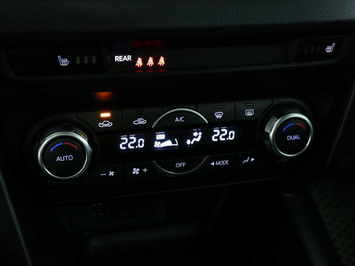 Mazda 3 б/у, 2014, Автоматическая. Фото: #13