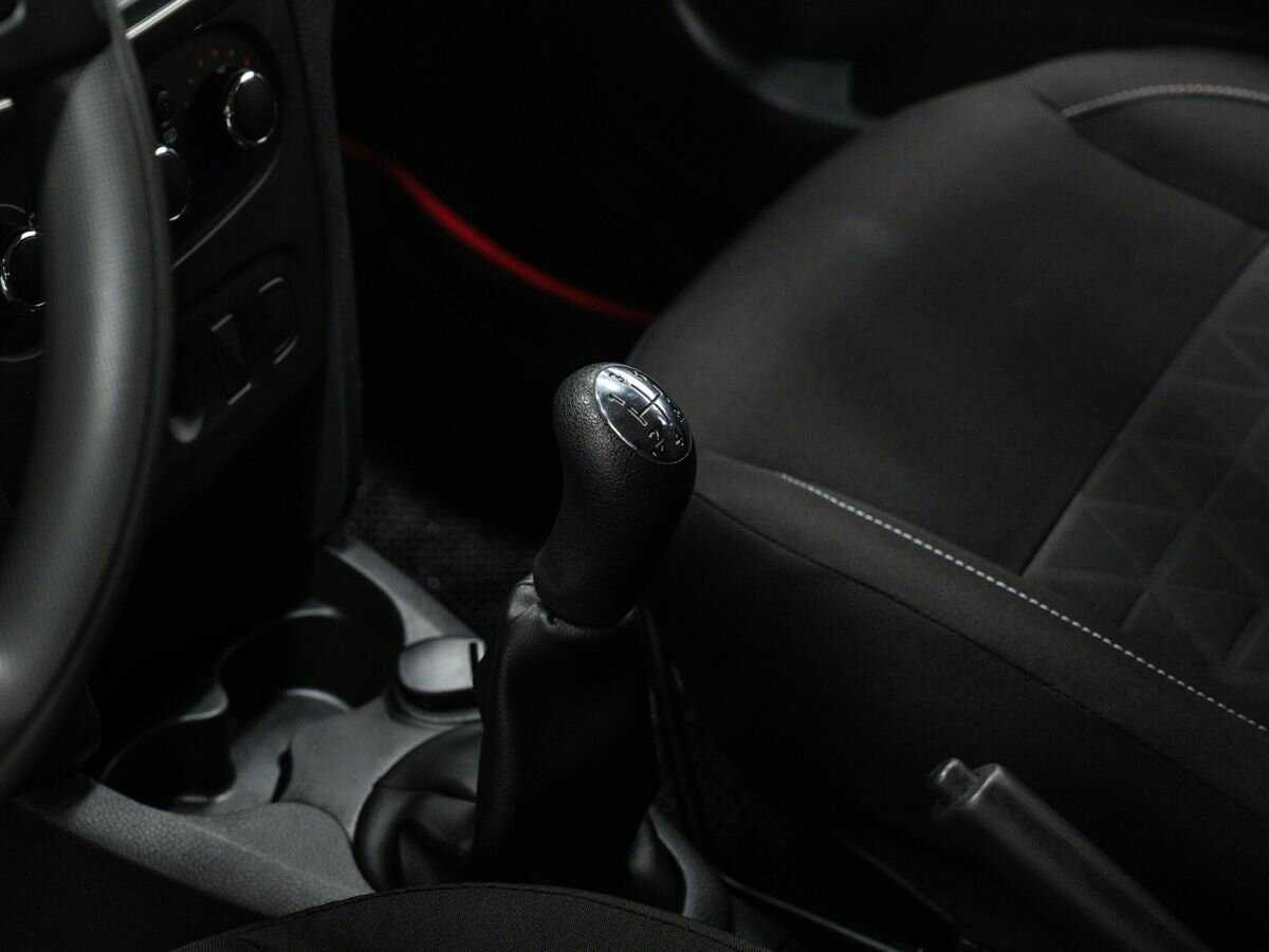 Renault Sandero б/у, 2017, Механическая. Фото: #15