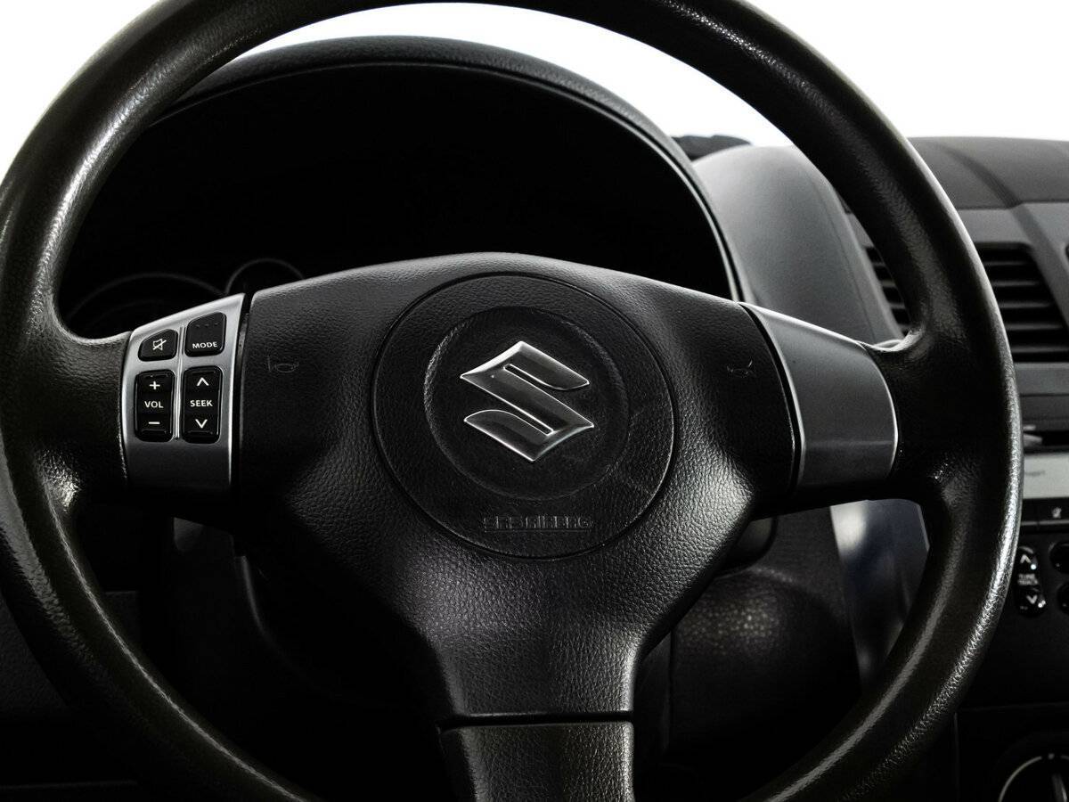 Suzuki SX4 б/у, 2012, Механическая. Фото: #11