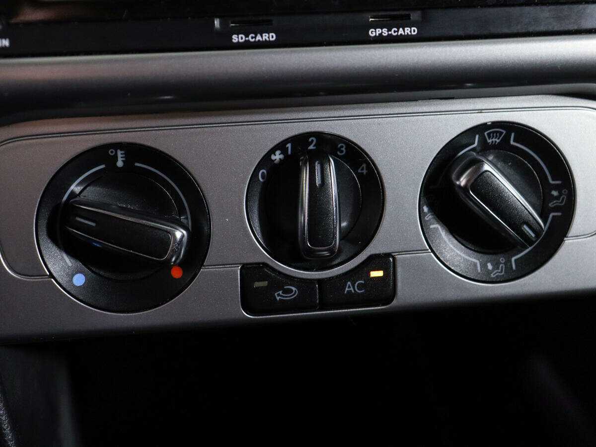 Volkswagen Polo б/у, 2013, Автоматическая. Фото: #16