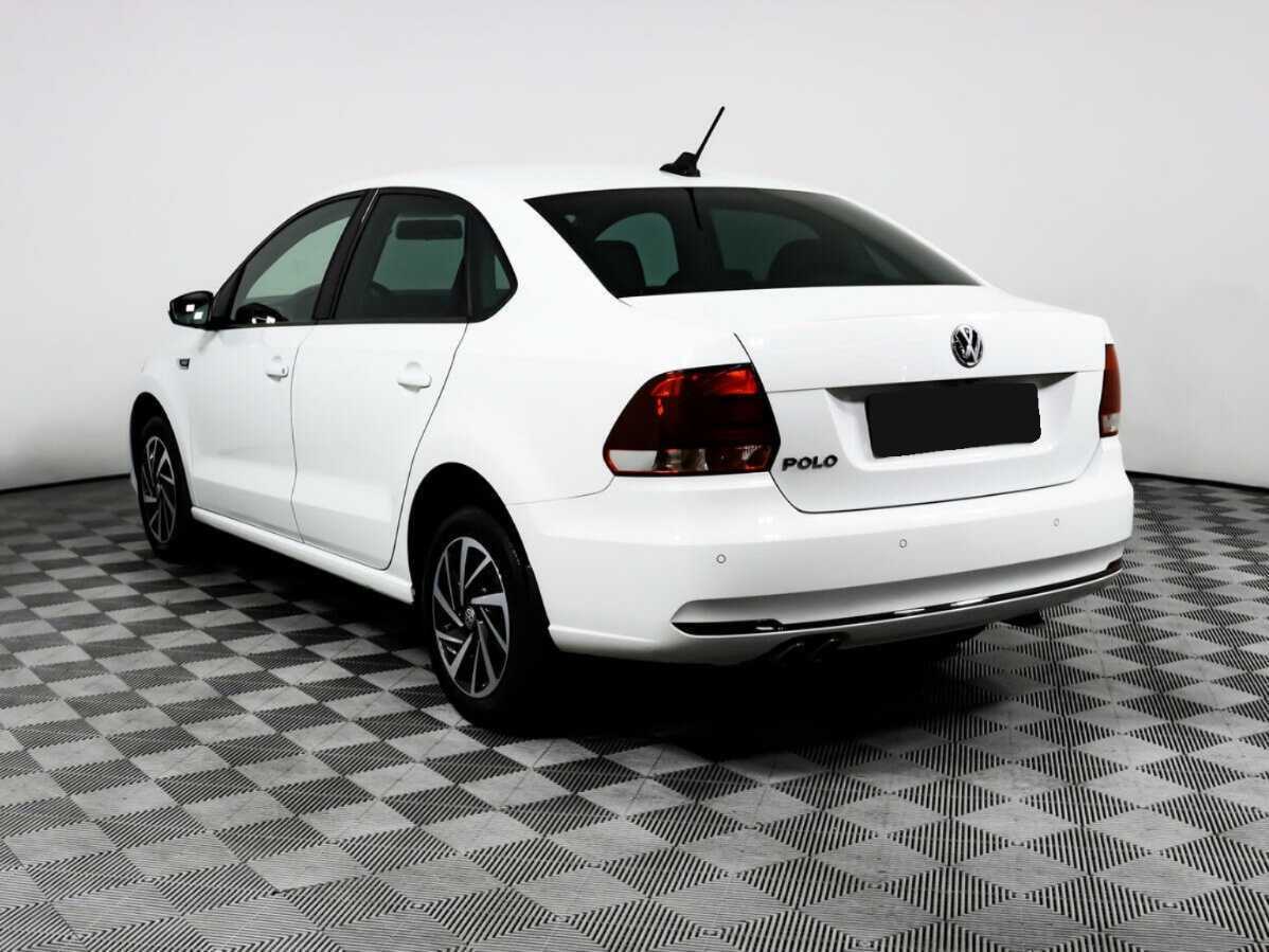 Volkswagen Polo б/у, 2019, Механическая. Фото: #6