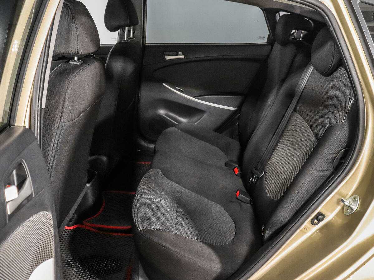 Hyundai Solaris б/у, 2013, Автоматическая. Фото: #9