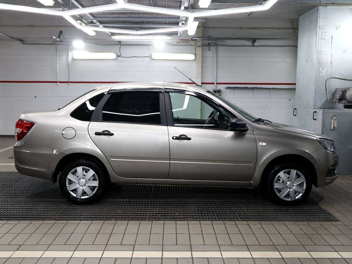 Lada (ВАЗ) Granta б/у, 2021, Механическая. Фото: #2