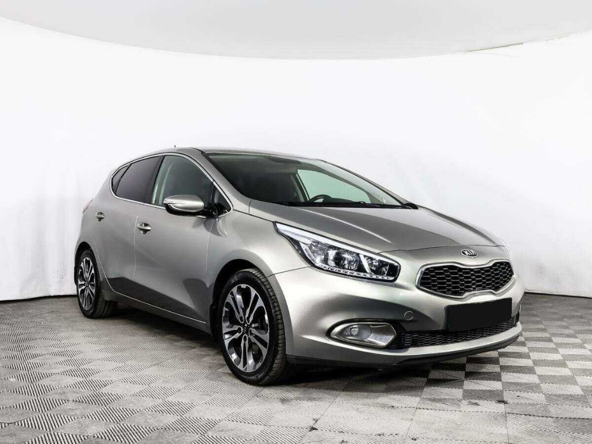 Kia Ceed б/у, 2014, Автоматическая. Фото: #2
