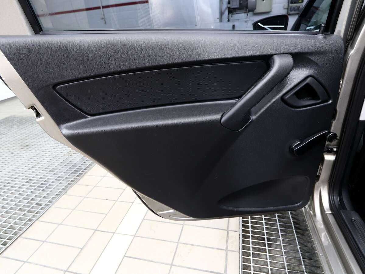 Lada (ВАЗ) Granta б/у, 2021, Механическая. Фото: #13