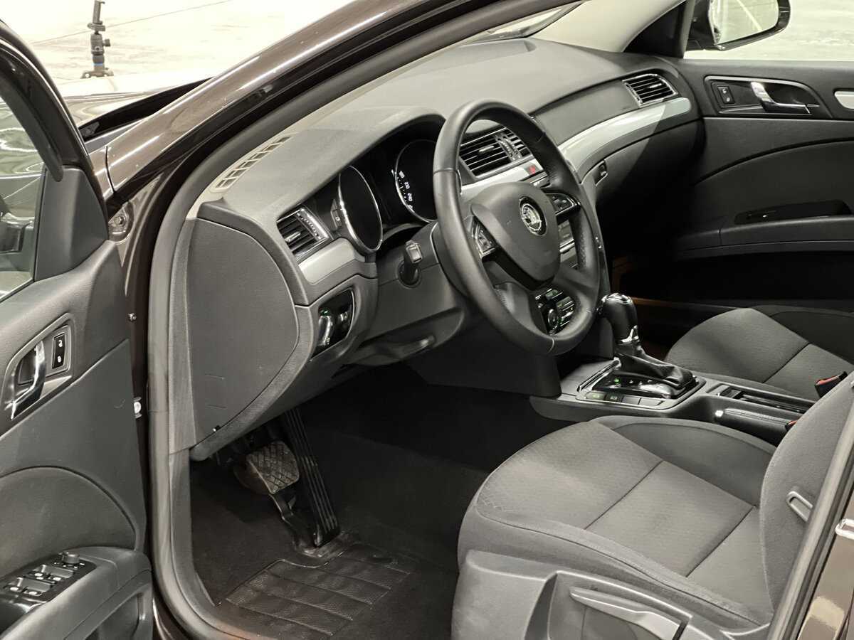 Skoda Superb б/у, 2013, Роботизированная. Фото: #15