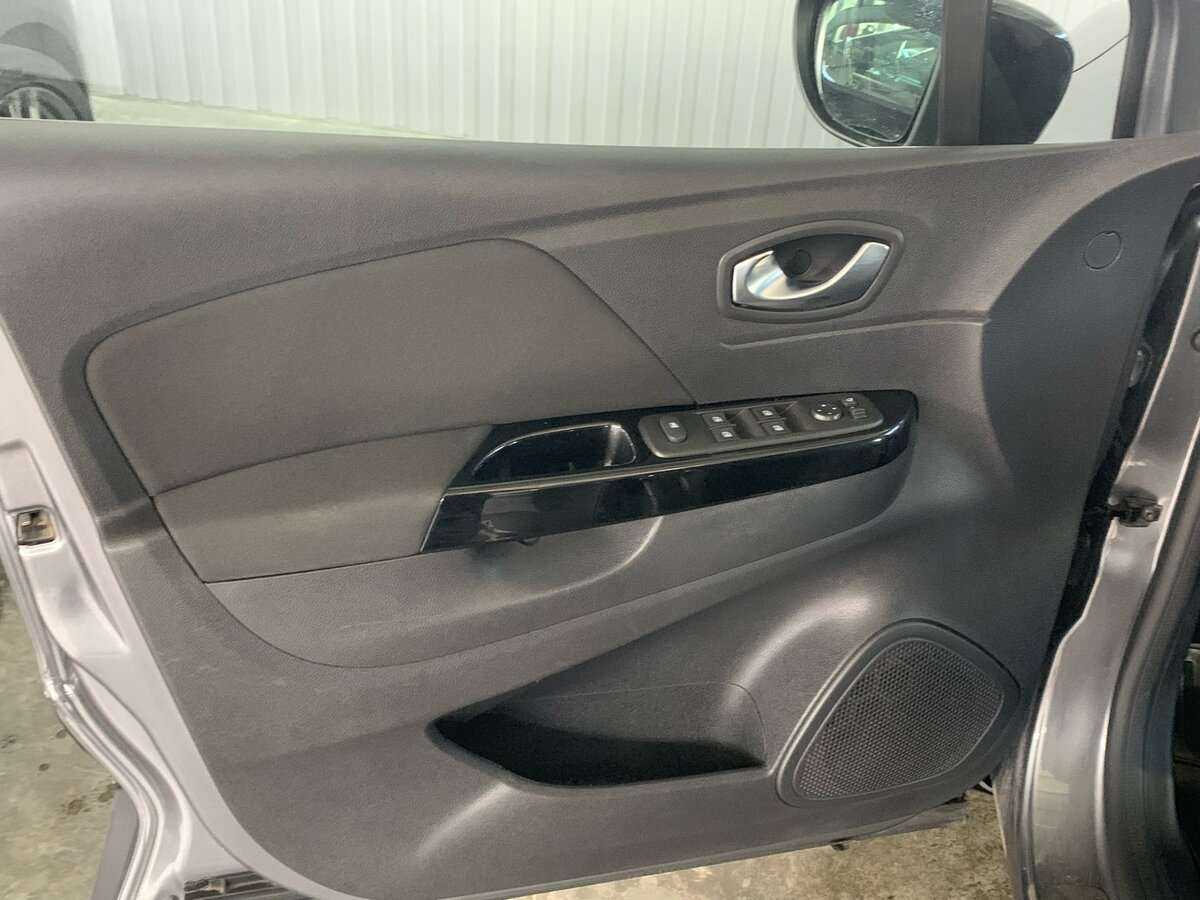 Renault Kaptur б/у, 2022, Вариатор. Фото: #16