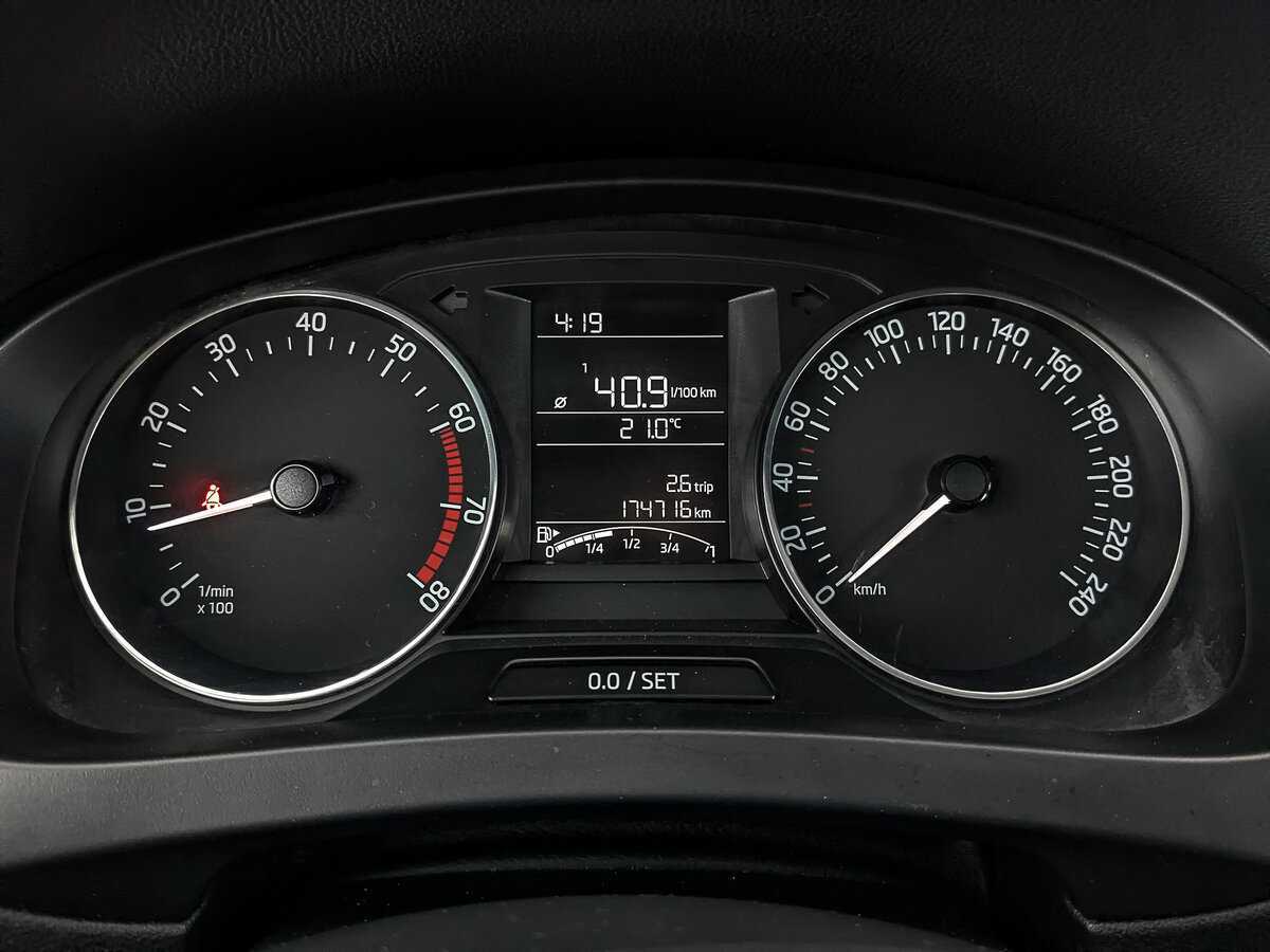 Skoda Rapid б/у, 2017, Механическая. Фото: #15